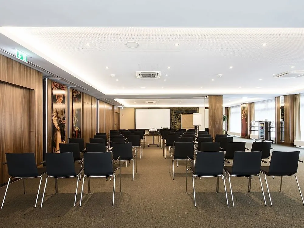 ****  Living Hotel Duesseldorf Германия