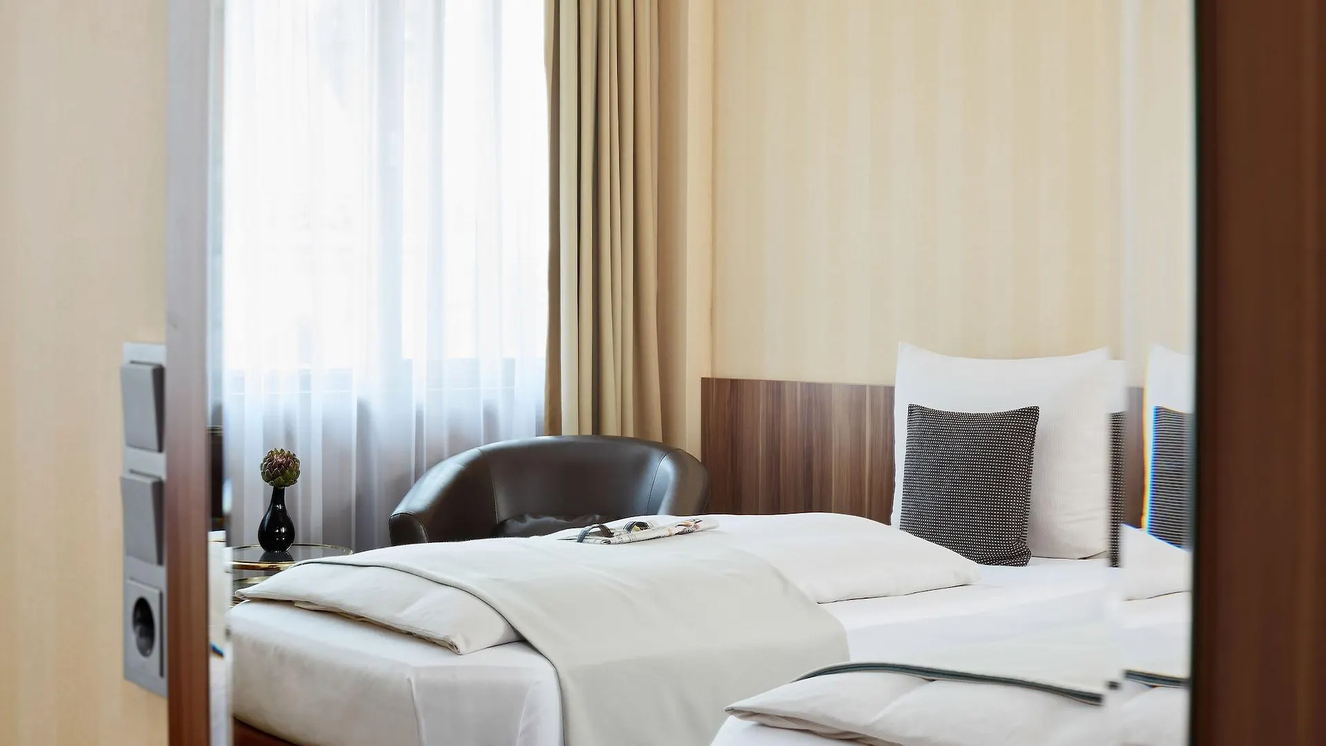 Living Hotel Duesseldorf  Dusseldorf